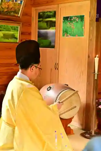 郡殿の池弁財天社(新潟県)