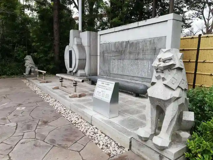 東郷神社の狛犬