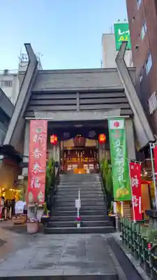 烏森神社の本殿・本堂
