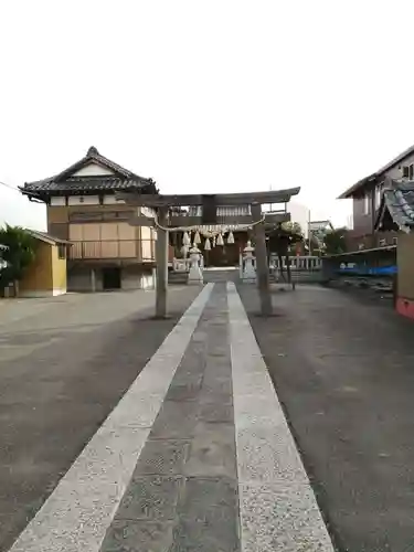 水神社の鳥居