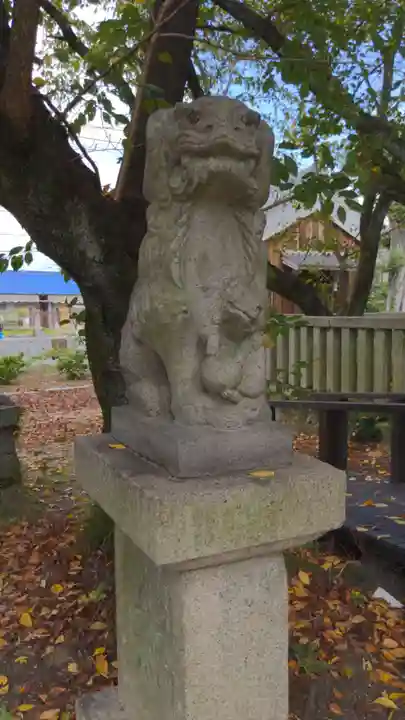 石刀神社の狛犬
