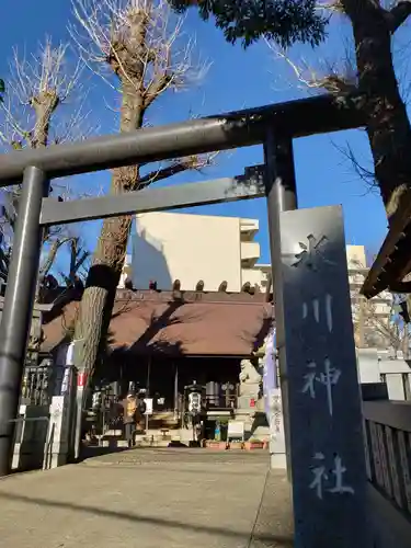 高円寺氷川神社の鳥居