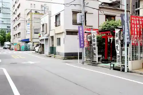 元徳稲荷神社・綱敷天満神社の鳥居