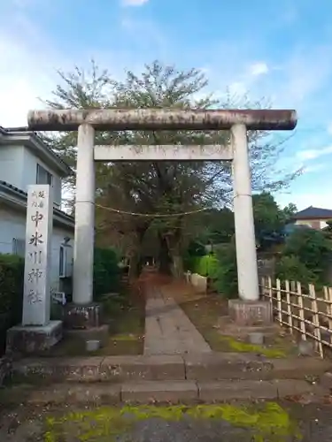 中氷川神社の鳥居