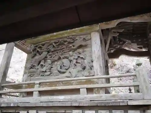 軍刀利神社の本殿