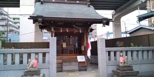 青雲稲荷神社の本殿・本堂
