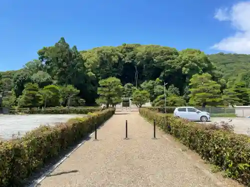 懿徳天皇陵（畝傍山南繊沙渓上陵）(奈良県)