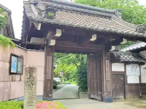 本長寺の山門