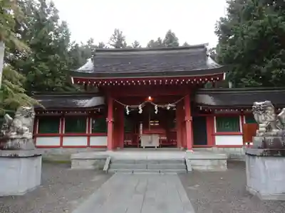 冨士御室浅間神社の本殿・本堂