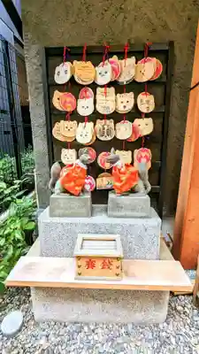 五十稲荷神社(栄寿稲荷神社)の末社・摂社