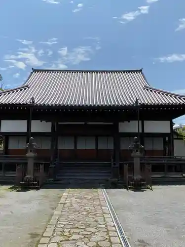 長福寺の本殿・本堂