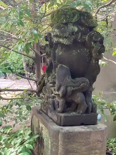 赤坂氷川神社の狛犬