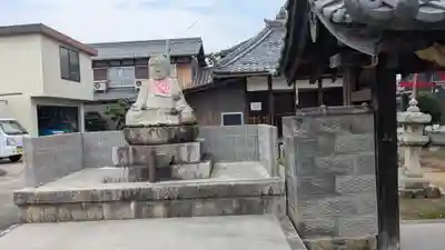 伊庭薬師堂(滋賀県)