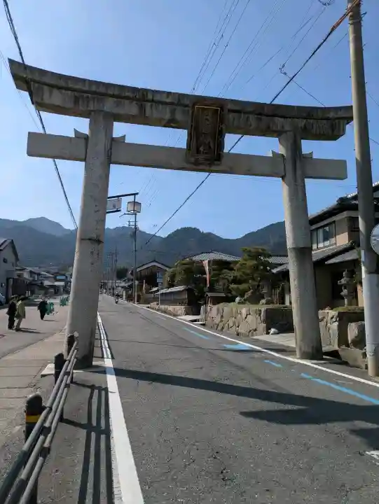 大神門神社の{uncategorized: "未分類", other: "その他", undefined: "問題あり", building: "その他建物", grave: "お墓", sacred_gate: "鳥居", guardian: "狛犬", statue: "像", buddha: "仏像", history: "歴史", nature: "自然", garden: "庭園", animal: "動物", pagoda: "塔", temizu: "手水舎", mountain_gate: "山門・神門", sanctuary: "本殿・本堂", subordinate: "末社・摂社", art: "芸術", scenery: "景色", jizo: "地蔵", ema: "絵馬", goshuin: "御朱印", omikuji: "おみくじ", items: "授与品その他", amulet: "お守り", goshuincho: "御朱印帳", eats: "食事", festival: "お祭り", votive_dance: "神楽", shichigosan: "七五三参", wedding: "結婚式", experience: "体験その他", initially: "初詣", around: "周辺", anti_infection: "感染症対策"}