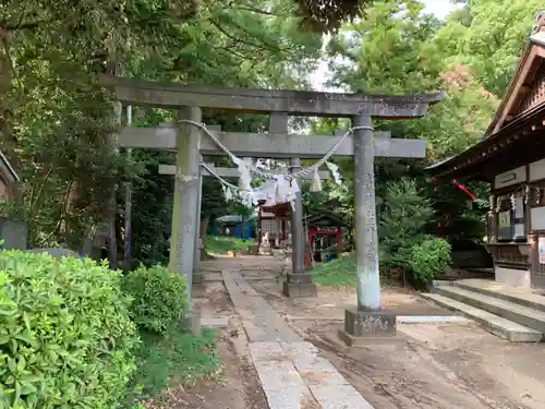 生實神社の鳥居