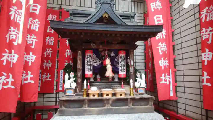 朝日稲荷神社の本殿・本堂