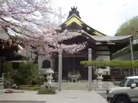 西光寺の本殿・本堂