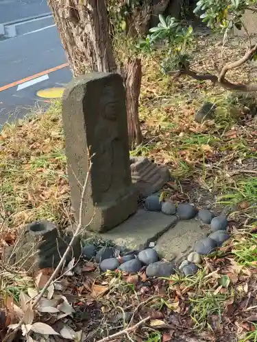 歳来寺（閻魔堂）の{uncategorized: "未分類", other: "その他", undefined: "問題あり", building: "その他建物", grave: "お墓", sacred_gate: "鳥居", guardian: "狛犬", statue: "像", buddha: "仏像", history: "歴史", nature: "自然", garden: "庭園", animal: "動物", pagoda: "塔", temizu: "手水舎", mountain_gate: "山門・神門", sanctuary: "本殿・本堂", subordinate: "末社・摂社", art: "芸術", scenery: "景色", jizo: "地蔵", ema: "絵馬", goshuin: "御朱印", omikuji: "おみくじ", items: "授与品その他", amulet: "お守り", goshuincho: "御朱印帳", eats: "食事", festival: "お祭り", votive_dance: "神楽", shichigosan: "七五三参", wedding: "結婚式", experience: "体験その他", initially: "初詣", around: "周辺", anti_infection: "感染症対策"}