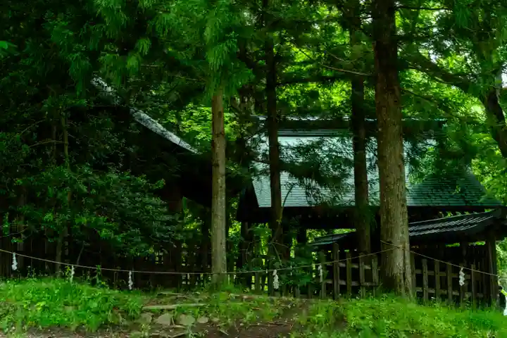 諏訪大社上社前宮(長野県)