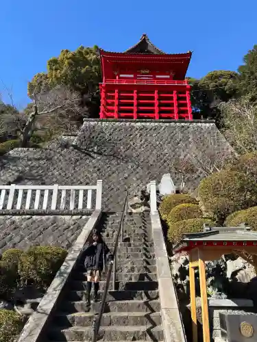 長勝寺(波切不動院)の{uncategorized: "未分類", other: "その他", undefined: "問題あり", building: "その他建物", grave: "お墓", sacred_gate: "鳥居", guardian: "狛犬", statue: "像", buddha: "仏像", history: "歴史", nature: "自然", garden: "庭園", animal: "動物", pagoda: "塔", temizu: "手水舎", mountain_gate: "山門・神門", sanctuary: "本殿・本堂", subordinate: "末社・摂社", art: "芸術", scenery: "景色", jizo: "地蔵", ema: "絵馬", goshuin: "御朱印", omikuji: "おみくじ", items: "授与品その他", amulet: "お守り", goshuincho: "御朱印帳", eats: "食事", festival: "お祭り", votive_dance: "神楽", shichigosan: "七五三参", wedding: "結婚式", experience: "体験その他", initially: "初詣", around: "周辺", anti_infection: "感染症対策"}