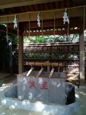 側高神社の手水舎