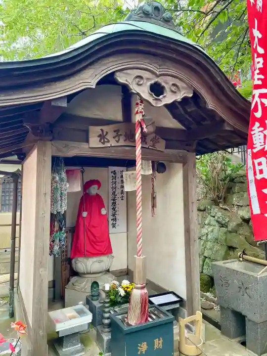 長光寺の{uncategorized: "未分類", other: "その他", undefined: "問題あり", building: "その他建物", grave: "お墓", sacred_gate: "鳥居", guardian: "狛犬", statue: "像", buddha: "仏像", history: "歴史", nature: "自然", garden: "庭園", animal: "動物", pagoda: "塔", temizu: "手水舎", mountain_gate: "山門・神門", sanctuary: "本殿・本堂", subordinate: "末社・摂社", art: "芸術", scenery: "景色", jizo: "地蔵", ema: "絵馬", goshuin: "御朱印", omikuji: "おみくじ", items: "授与品その他", amulet: "お守り", goshuincho: "御朱印帳", eats: "食事", festival: "お祭り", votive_dance: "神楽", shichigosan: "七五三参", wedding: "結婚式", experience: "体験その他", initially: "初詣", around: "周辺", anti_infection: "感染症対策"}