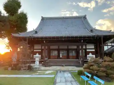 河野西入坊の本殿・本堂