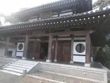 観音寺の本殿・本堂