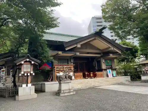 東郷神社の本殿・本堂
