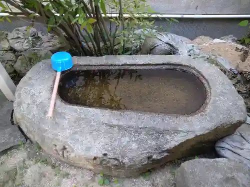 阿弥陀庵（山伏寺覚城院跡） の手水舎