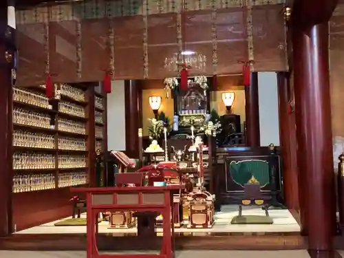 摩利支天 徳大寺の本殿・本堂