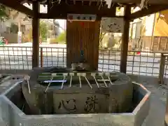 伊奴神社の手水