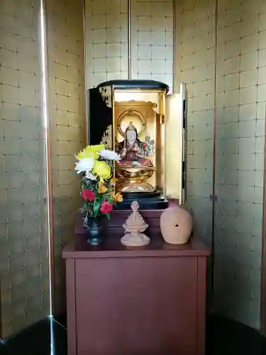 森巌寺の{uncategorized: "未分類", other: "その他", undefined: "問題あり", building: "その他建物", grave: "お墓", sacred_gate: "鳥居", guardian: "狛犬", statue: "像", buddha: "仏像", history: "歴史", nature: "自然", garden: "庭園", animal: "動物", pagoda: "塔", temizu: "手水舎", mountain_gate: "山門・神門", sanctuary: "本殿・本堂", subordinate: "末社・摂社", art: "芸術", scenery: "景色", jizo: "地蔵", ema: "絵馬", goshuin: "御朱印", omikuji: "おみくじ", items: "授与品その他", amulet: "お守り", goshuincho: "御朱印帳", eats: "食事", festival: "お祭り", votive_dance: "神楽", shichigosan: "七五三参", wedding: "結婚式", experience: "体験その他", initially: "初詣", around: "周辺", anti_infection: "感染症対策"}