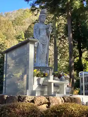 洞泉寺(岐阜県)