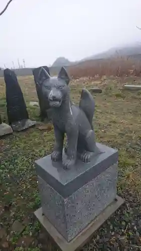 作田島船魂稲荷神社の狛犬