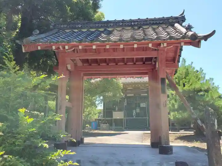 如意寺の山門・神門