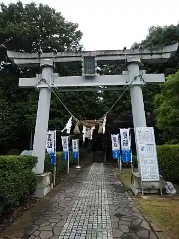 滑川神社 - 仕事と子どもの守り神の鳥居