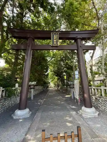 大井神社の{uncategorized: "未分類", other: "その他", undefined: "問題あり", building: "その他建物", grave: "お墓", sacred_gate: "鳥居", guardian: "狛犬", statue: "像", buddha: "仏像", history: "歴史", nature: "自然", garden: "庭園", animal: "動物", pagoda: "塔", temizu: "手水舎", mountain_gate: "山門・神門", sanctuary: "本殿・本堂", subordinate: "末社・摂社", art: "芸術", scenery: "景色", jizo: "地蔵", ema: "絵馬", goshuin: "御朱印", omikuji: "おみくじ", items: "授与品その他", amulet: "お守り", goshuincho: "御朱印帳", eats: "食事", festival: "お祭り", votive_dance: "神楽", shichigosan: "七五三参", wedding: "結婚式", experience: "体験その他", initially: "初詣", around: "周辺", anti_infection: "感染症対策"}