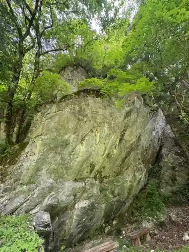 岩屋堂の本殿・本堂