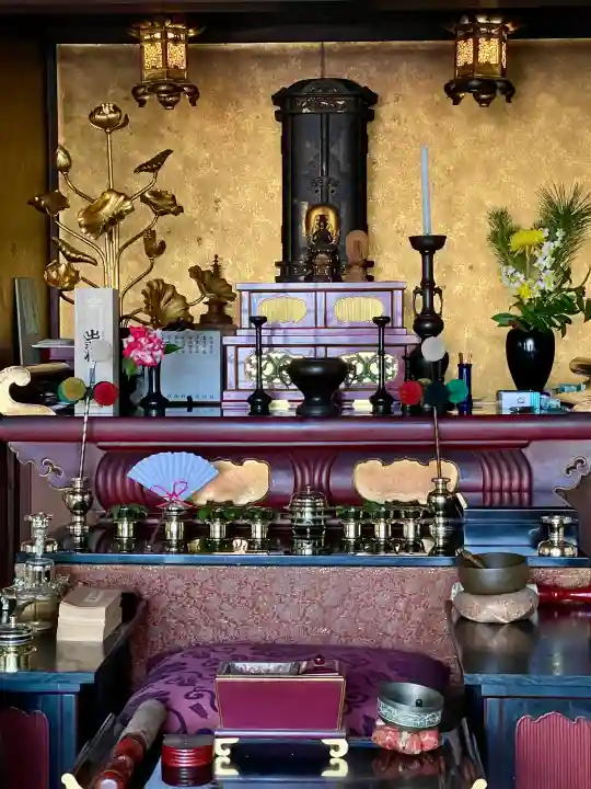 長善寺 妙足院の{uncategorized: "未分類", other: "その他", undefined: "問題あり", building: "その他建物", grave: "お墓", sacred_gate: "鳥居", guardian: "狛犬", statue: "像", buddha: "仏像", history: "歴史", nature: "自然", garden: "庭園", animal: "動物", pagoda: "塔", temizu: "手水舎", mountain_gate: "山門・神門", sanctuary: "本殿・本堂", subordinate: "末社・摂社", art: "芸術", scenery: "景色", jizo: "地蔵", ema: "絵馬", goshuin: "御朱印", omikuji: "おみくじ", items: "授与品その他", amulet: "お守り", goshuincho: "御朱印帳", eats: "食事", festival: "お祭り", votive_dance: "神楽", shichigosan: "七五三参", wedding: "結婚式", experience: "体験その他", initially: "初詣", around: "周辺", anti_infection: "感染症対策"}