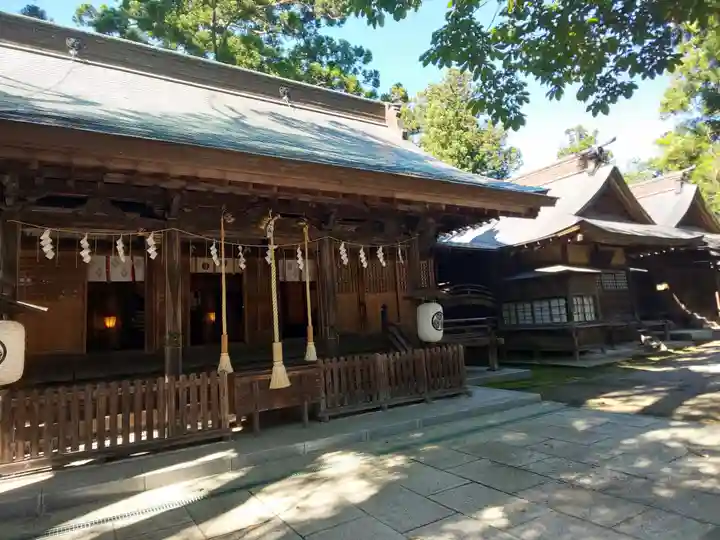 蠶養國神社の本殿・本堂