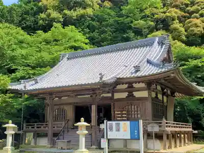 微妙寺の本殿・本堂
