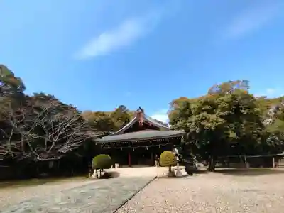 竈山神社の{uncategorized: "未分類", other: "その他", undefined: "問題あり", building: "その他建物", grave: "お墓", sacred_gate: "鳥居", guardian: "狛犬", statue: "像", buddha: "仏像", history: "歴史", nature: "自然", garden: "庭園", animal: "動物", pagoda: "塔", temizu: "手水舎", mountain_gate: "山門・神門", sanctuary: "本殿・本堂", subordinate: "末社・摂社", art: "芸術", scenery: "景色", jizo: "地蔵", ema: "絵馬", goshuin: "御朱印", omikuji: "おみくじ", items: "授与品その他", amulet: "お守り", goshuincho: "御朱印帳", eats: "食事", festival: "お祭り", votive_dance: "神楽", shichigosan: "七五三参", wedding: "結婚式", experience: "体験その他", initially: "初詣", around: "周辺", anti_infection: "感染症対策"}