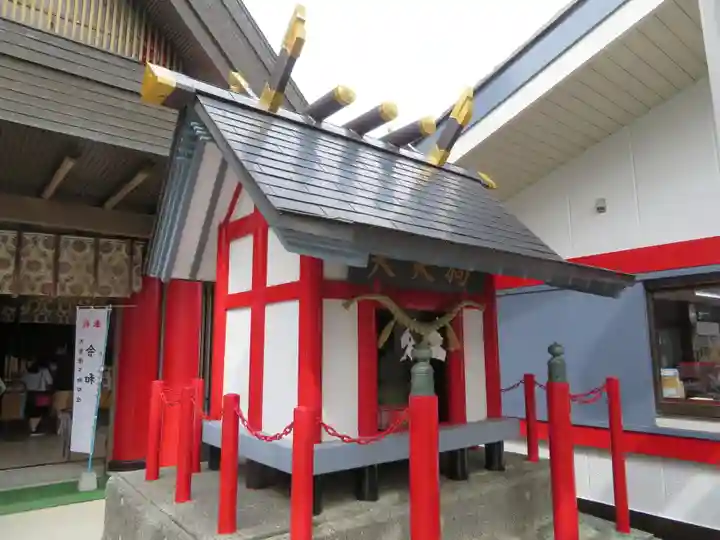 冨士山小御嶽神社の末社・摂社