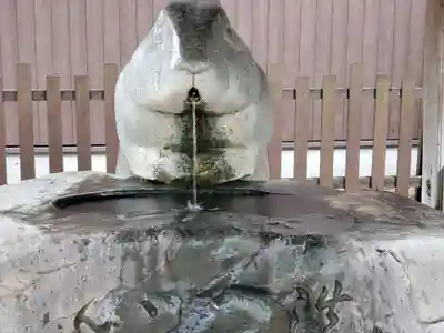 調神社の手水舎