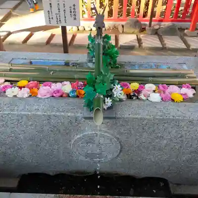 新田神社の手水舎