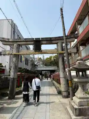 茨木神社の{uncategorized: "未分類", other: "その他", undefined: "問題あり", building: "その他建物", grave: "お墓", sacred_gate: "鳥居", guardian: "狛犬", statue: "像", buddha: "仏像", history: "歴史", nature: "自然", garden: "庭園", animal: "動物", pagoda: "塔", temizu: "手水舎", mountain_gate: "山門・神門", sanctuary: "本殿・本堂", subordinate: "末社・摂社", art: "芸術", scenery: "景色", jizo: "地蔵", ema: "絵馬", goshuin: "御朱印", omikuji: "おみくじ", items: "授与品その他", amulet: "お守り", goshuincho: "御朱印帳", eats: "食事", festival: "お祭り", votive_dance: "神楽", shichigosan: "七五三参", wedding: "結婚式", experience: "体験その他", initially: "初詣", around: "周辺", anti_infection: "感染症対策"}