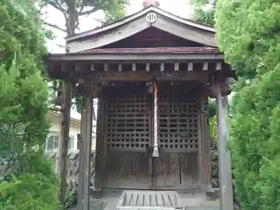 霊牛神堂の本殿・本堂