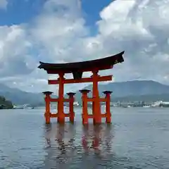 厳島神社(広島県)