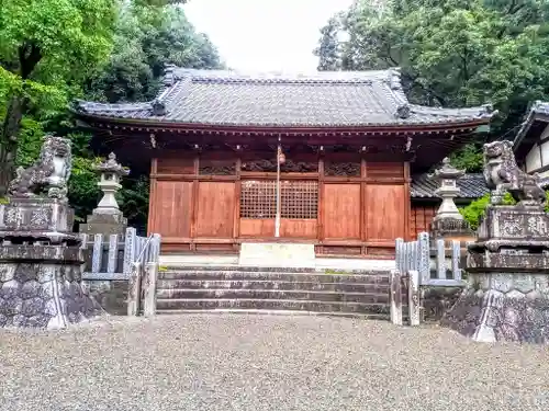 成石神社の本殿・本堂